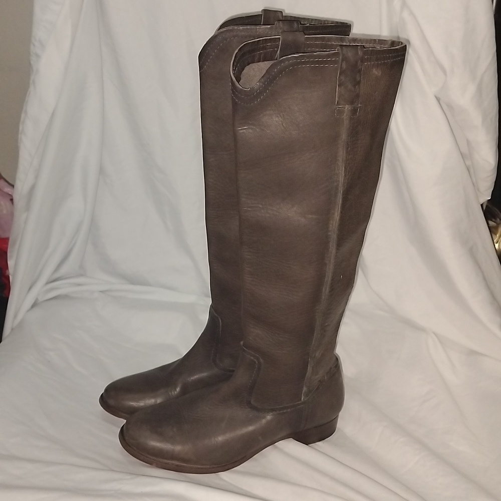 Frye Cara Tall Leather Riding Boots. Sz 8